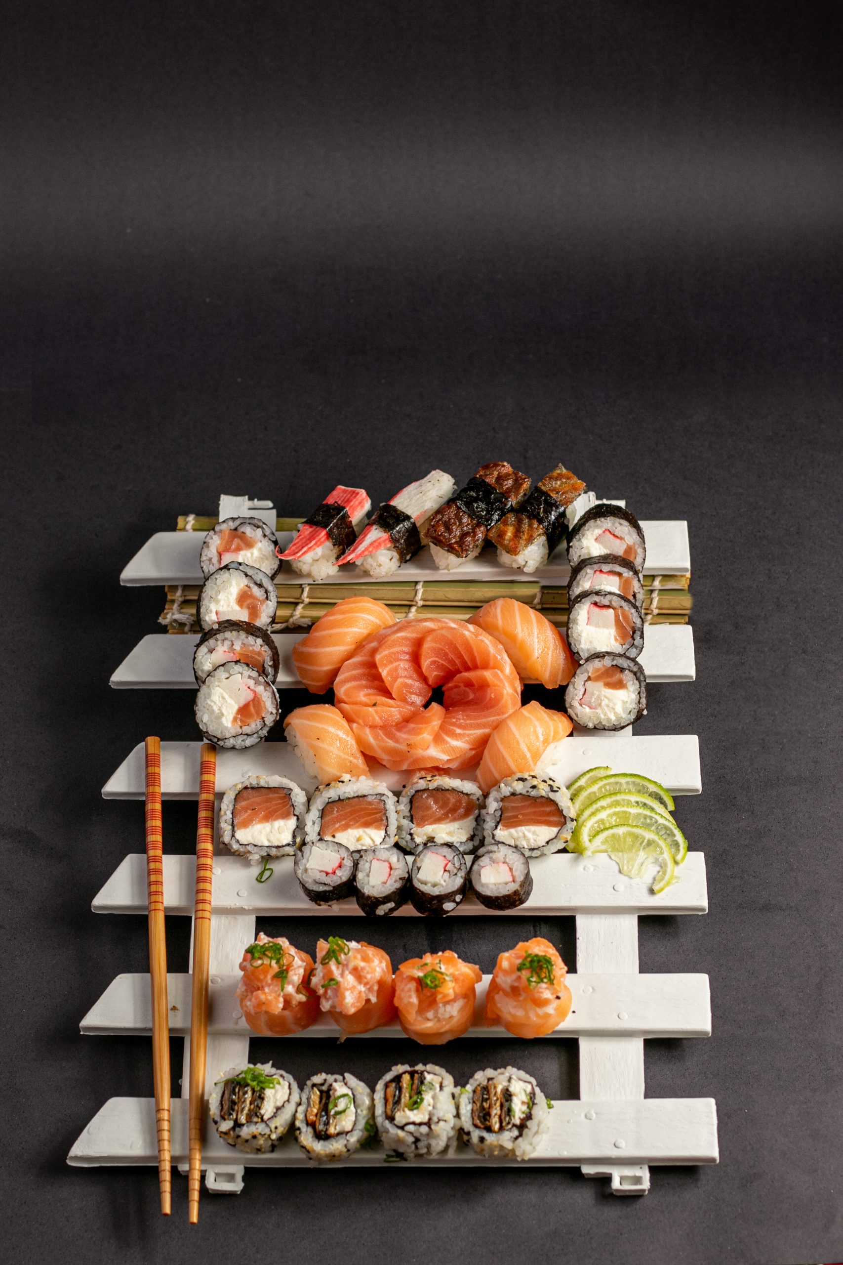 Combinado 39 peças jhow e sashimi
